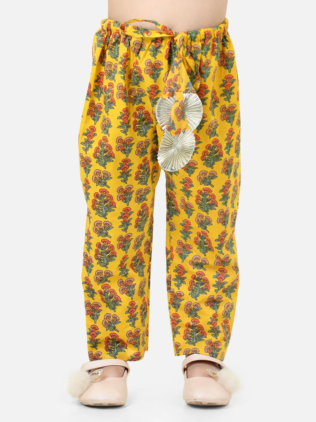 Cotton Printed Off Shoulder Kurti Pant Set with Side sling bag for Girls- Yellow